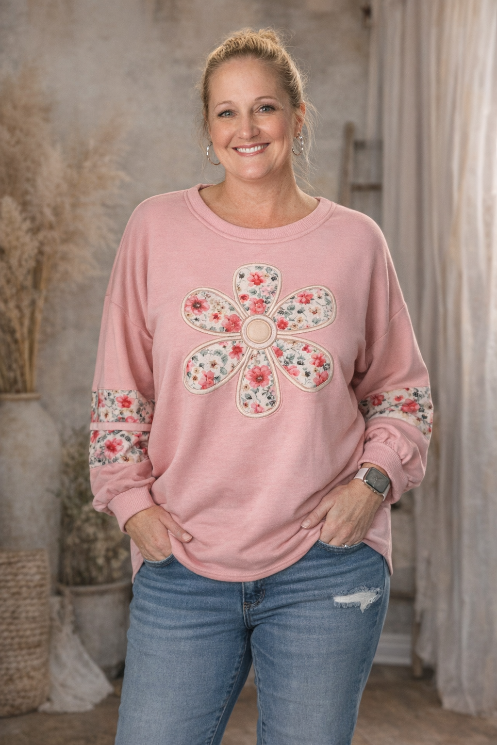 🌸Bloom Babe Relaxed Appliqué Top