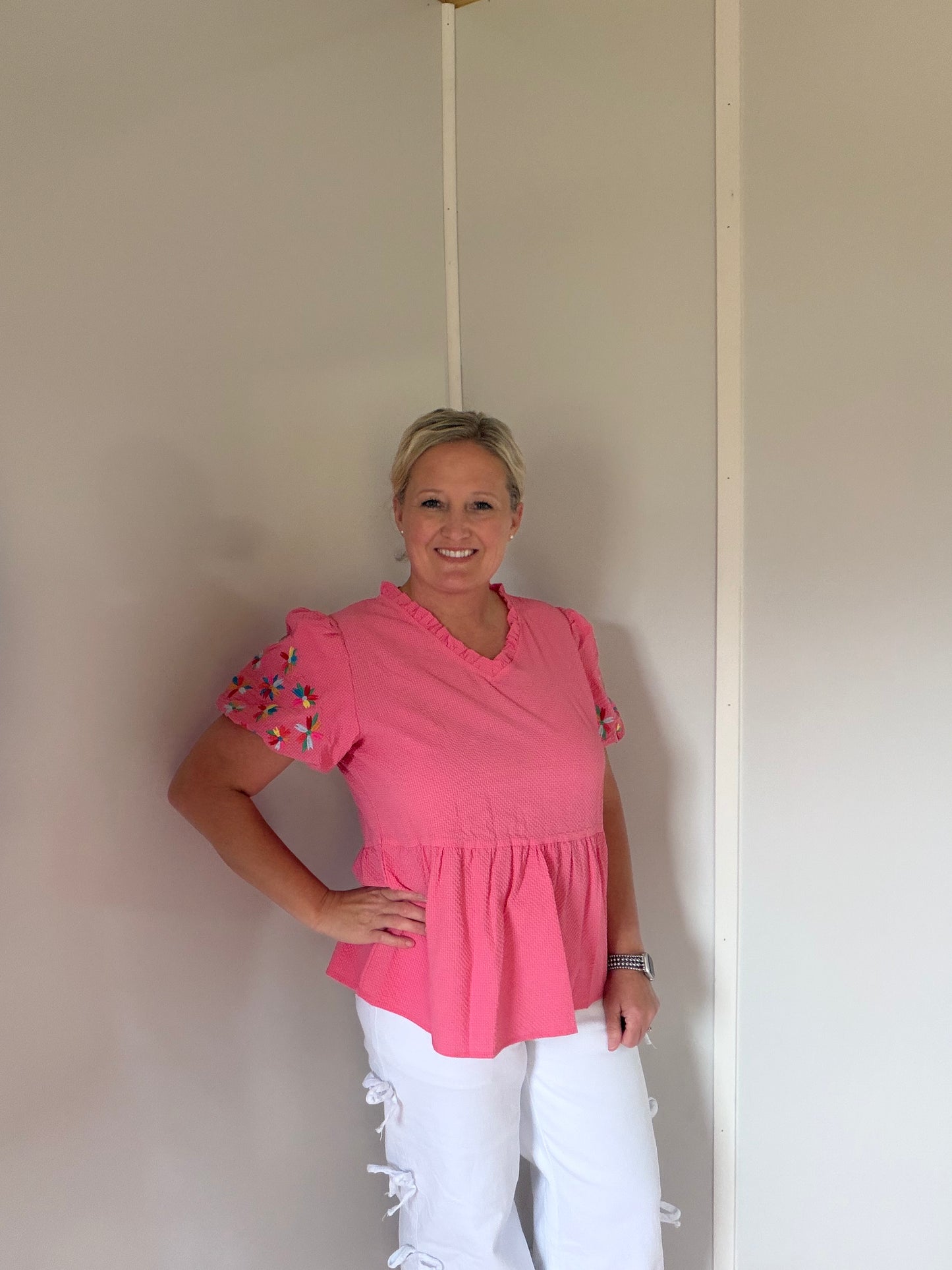 🌸 Pink Embroidered Puff Sleeve Top