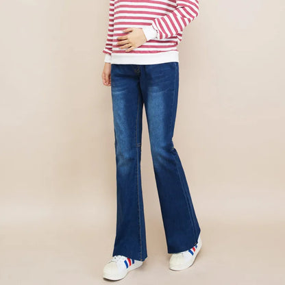 💙 Bump-Friendly Flare Jeans